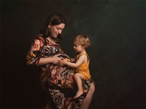 Fotografía de embarazo en estudio Málaga